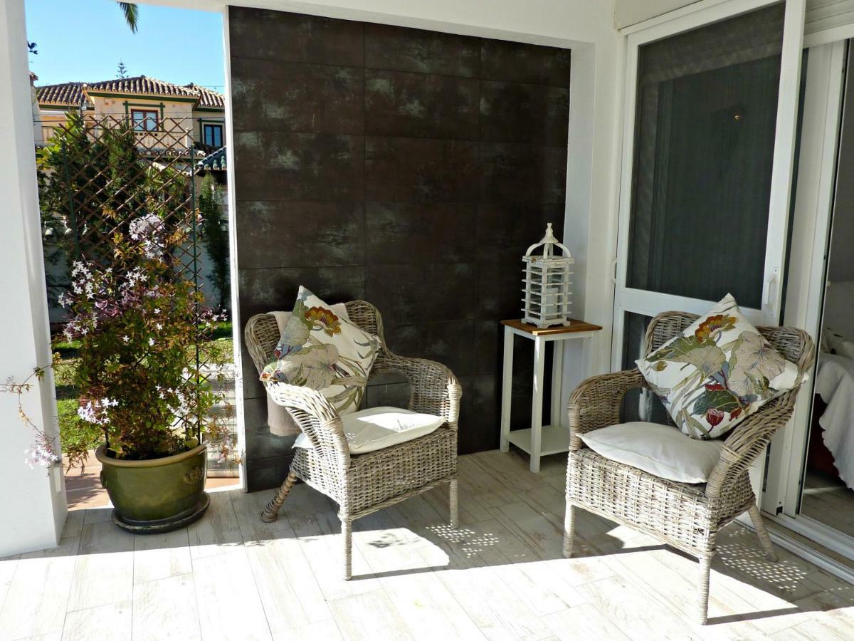 Villa Breeze Boutique Guest Rooms, Marbella Sitio de Calahonda Exterior photo